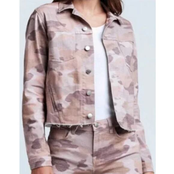NEW L'AGENCE Janice Crop Jean Jacket in Nude Pink Camo - Picture 1 of 7